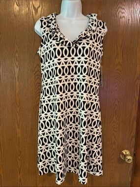 Lulu-B Black and White and Tan Sleeveless Geometric  Dress